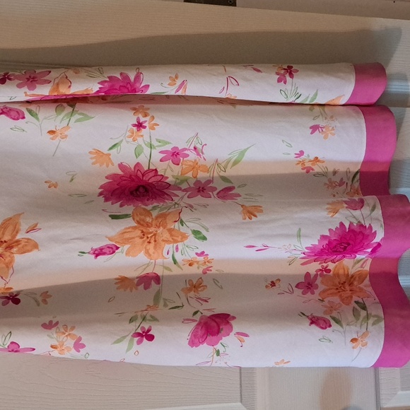 NWT. Floral A-Line Skirt - Pink and Orange - Picture 2 of 4